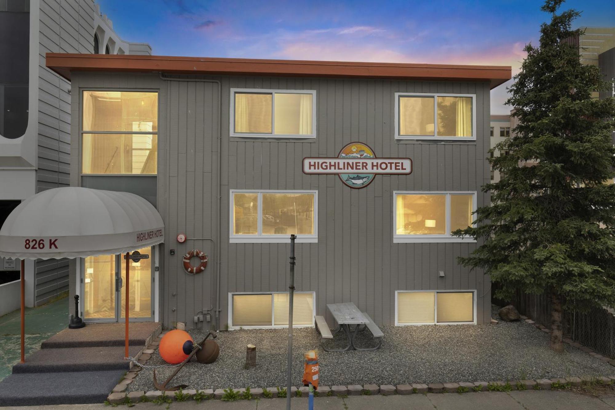 Highliner Hotel Анкъридж Екстериор снимка