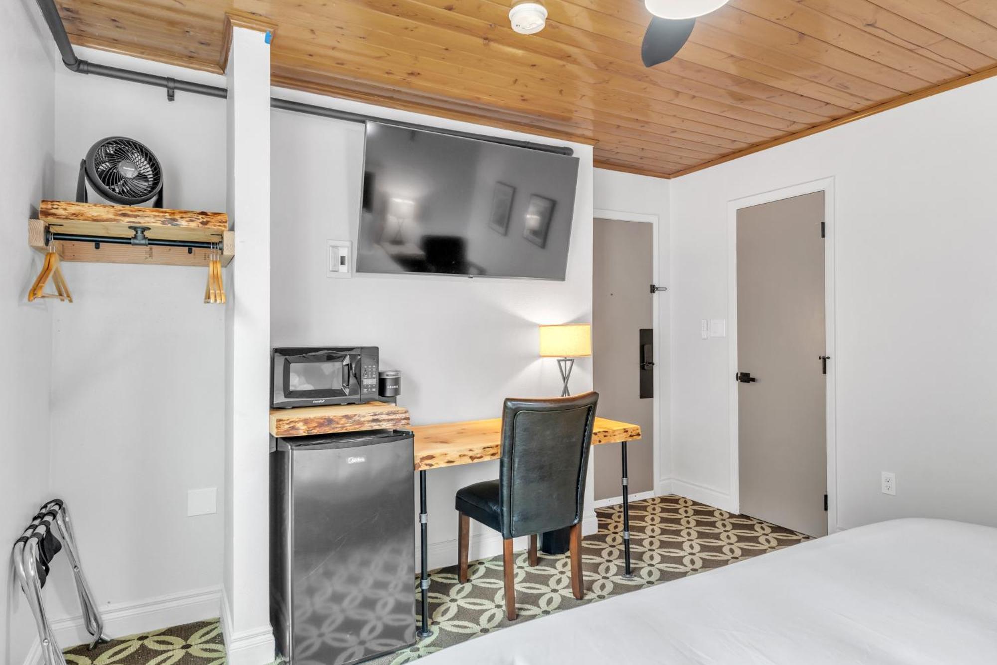 Highliner Hotel Анкъридж Стая снимка